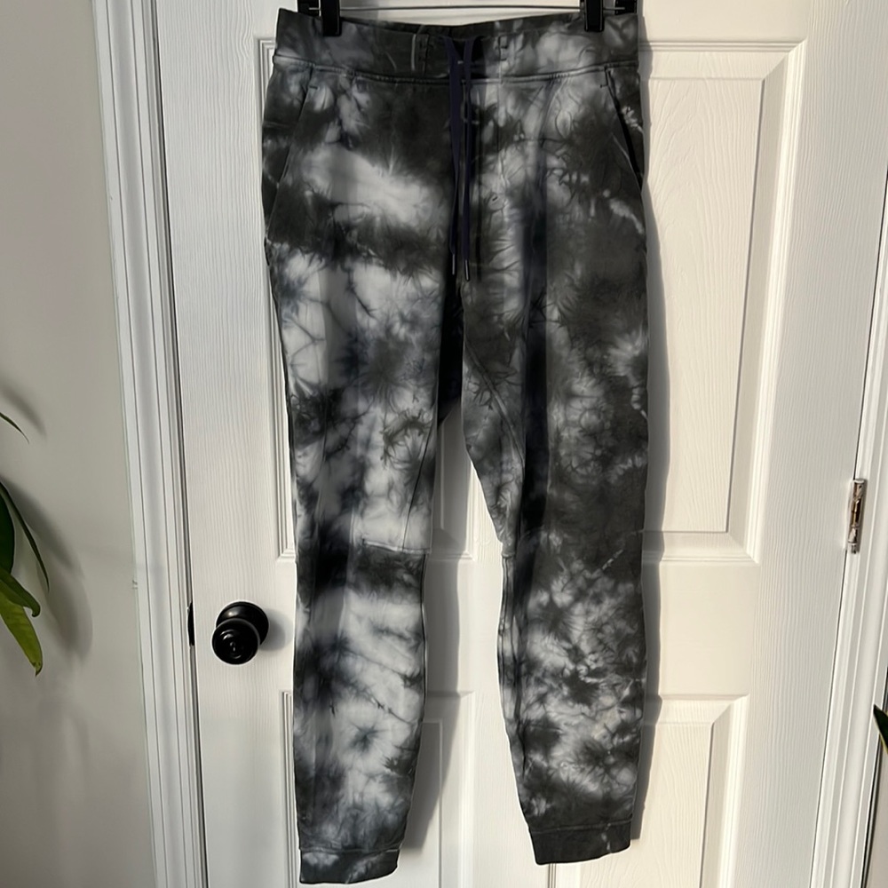 Lululemon city sweat joggers size M